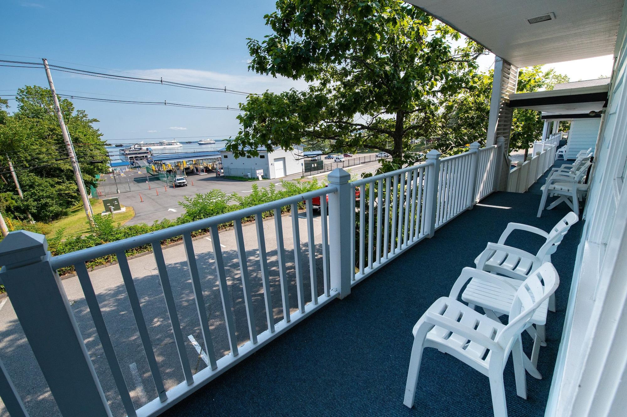 Days Inn By Wyndham Bar Harbor Esterno foto